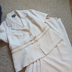 Suit made by Sweet suit Woman